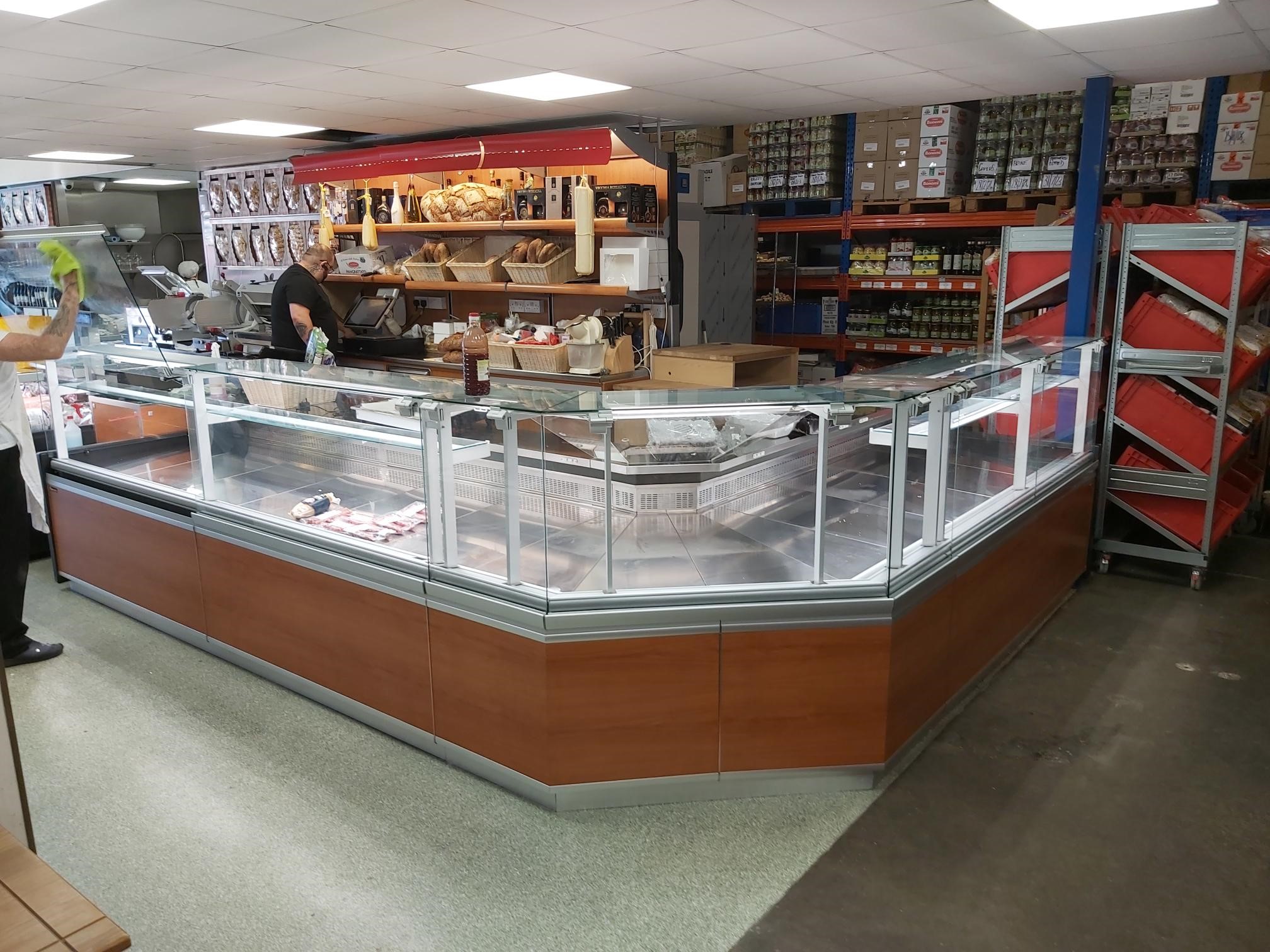 POLO chilled serve over counters